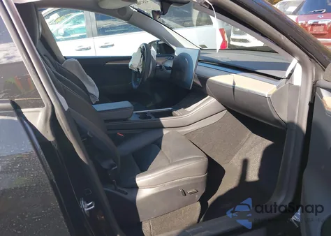 2024 Tesla Model Y Long Range Dual Motor All-Wheel Drive from USA, damaged, VIN 7SAYGDEEXRA218228